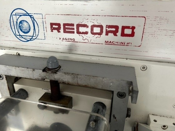 Record Flow Wrapper Pic 03